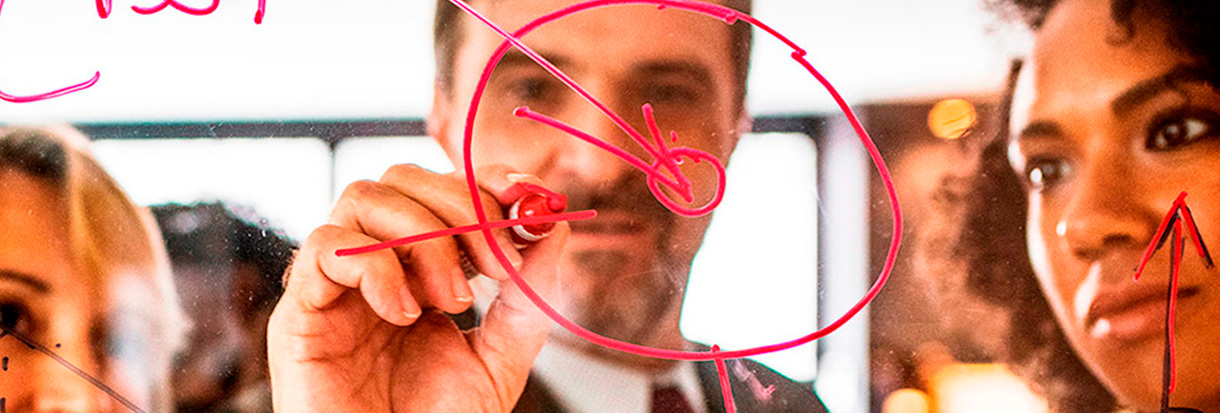 5 Motivos Irresistíveis para Você Adquirir Displays em Acrílico