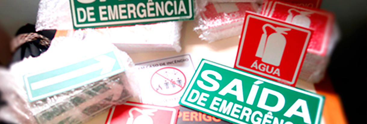 Placas de Sinalizaçao de emergencia