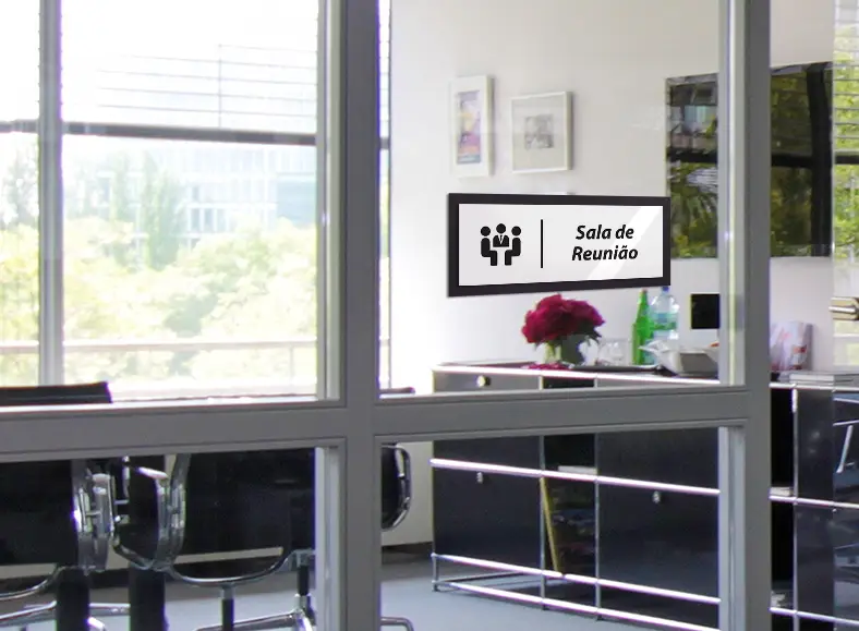 Placa de Sala de Reunião em Escritório | Afixgraf